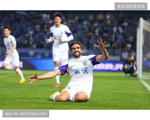 日本队两翼齐飞战术受阻，三笘薰和南野拓实的伤缺将迫使森保一重构球队的进攻体系